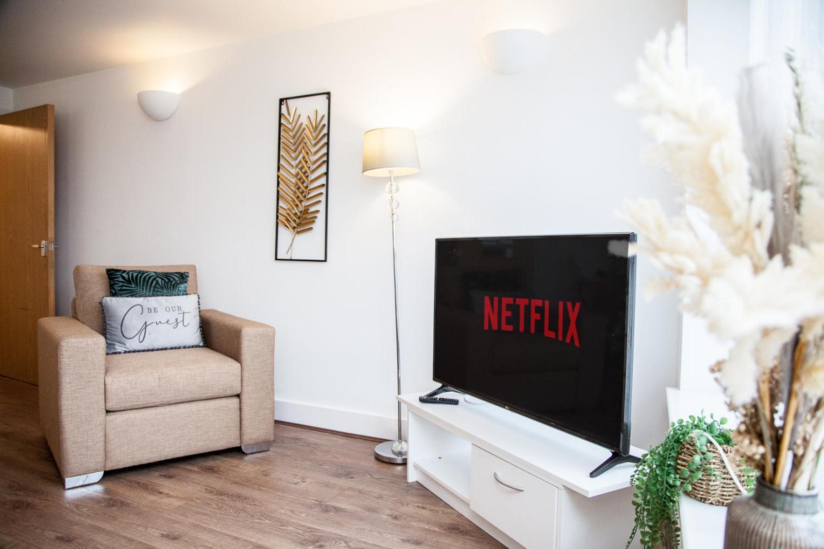 Penthouse - Liverpool City Centre - Nhs Stays - Liverpool Royal Hospital Екстериор снимка